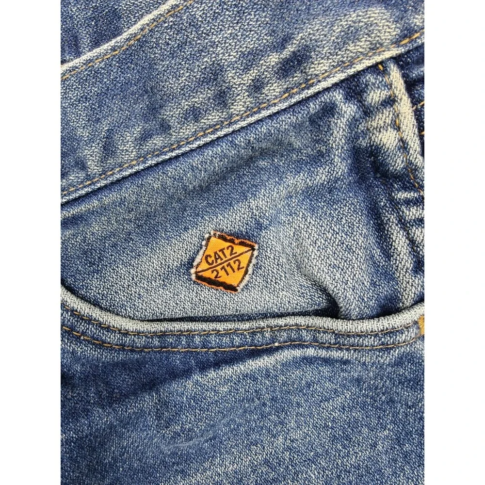 Wrangler FR13MWZ Jeans Mens 38x32 Blue Flame Resistant CAT2 2112 Workwear Denim